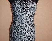 Puosni leopardine suknele