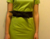 Žalia klasikinė suknelė