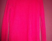 šiltas ir rožinis megztinis