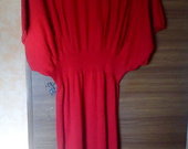 Ilga raudona suknele 