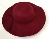 Elegantiška vilnos skrybėlė