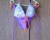 Violetinis maudymosi kostiumėlis