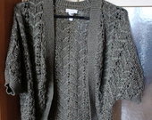 Chaki spalvos bolero megztinis