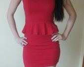 raudona mini suknele