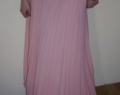 Ilgas dailus rožinis sijonas