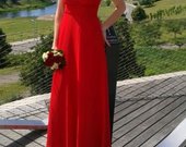 2 Raudonos ilgos suknelės