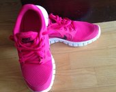 Moteriški sportiniai bateliai Nike Free Run 5.0