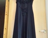 ilga juoda suknelė