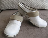 Balti įspiriami batai - klumpės