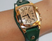 Išskirtinis ryškiai žalias laikrodis
