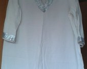 Balti marškinukai- tunika