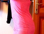 Ryškiai rožinė suknelė