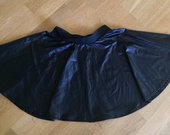 juodas sijonas ( kaip odinis ) 