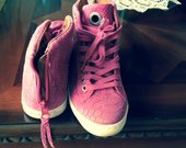 CA SHOTT rožiniai batai