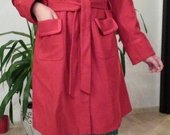 Raudonas prancūziškas paltas