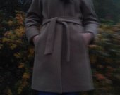 Moteriškas rudeninis paltas