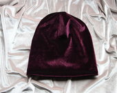 Nauja aksomine tamsiai bordines spalvos kepure