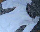 Balta puosni suknele 