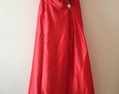 Raudona progine/vakarine suknele