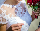 balta vestuvinė suknelė
