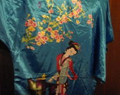 Šilkiniai naktiniai kimono su sakuromis
