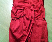 progine raudona suknele 