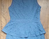 Mėlyna gifiūrinė peplum stiliaus suknelė