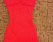 Raudona suknyte