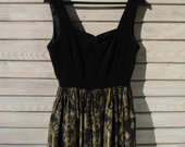 Vintažinė suknia, dviejų sluoksnių sijonas