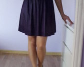 violetine nuoga nugara suknele