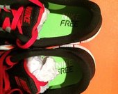 juodi Nike Free run kedai