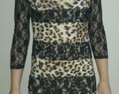 Leopardinė suknelė su nėriniais