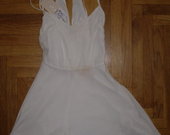 Nauja, balta suknele