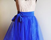 Melyna-kremine tiulio suknele