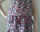 Gėlėta vasariška suknelė