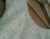 #Graži #balta #nerinuota suknutė