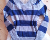 Marinistinio stiliaus vilnonis lengvas megztinis