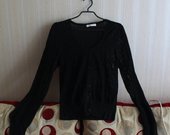 Juodas vasarinis megztinis
