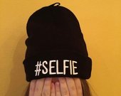 #SELFIE juoda kepure
