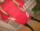 Sodriai raudona sukne