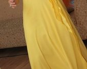 Ilga geltona suknelė
