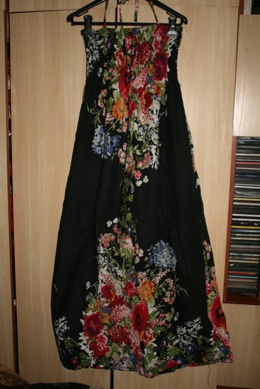 AX Paris gėlėta maxi suknelė