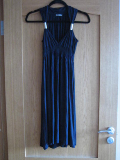 Klasikinė tamsiai mėlyna vasarinė suknelė