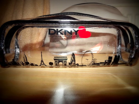 DKNY  30lt