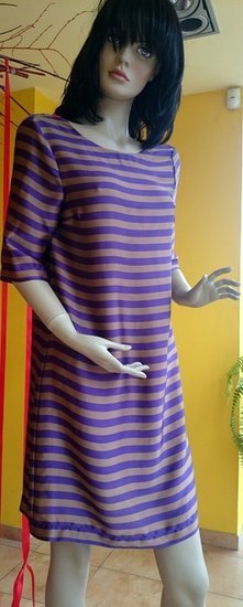Violetinė suknelė Italų firmos 2014 m. Tessa 