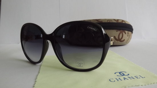 Chanel akiniai
