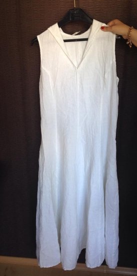 Balta,lininė suknelė už labai gera kainą!