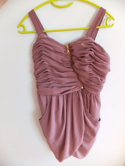 Violetinė puošnis suknelė
