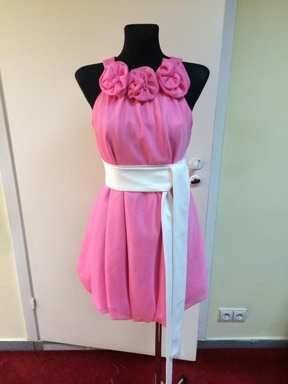 Nauja rožinė suknelė