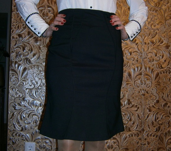 Emporio Armani sijonas